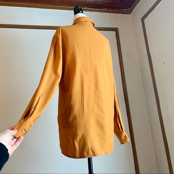 Vintage mustard blouse with cute collar ✨ - Picture 3 of 4